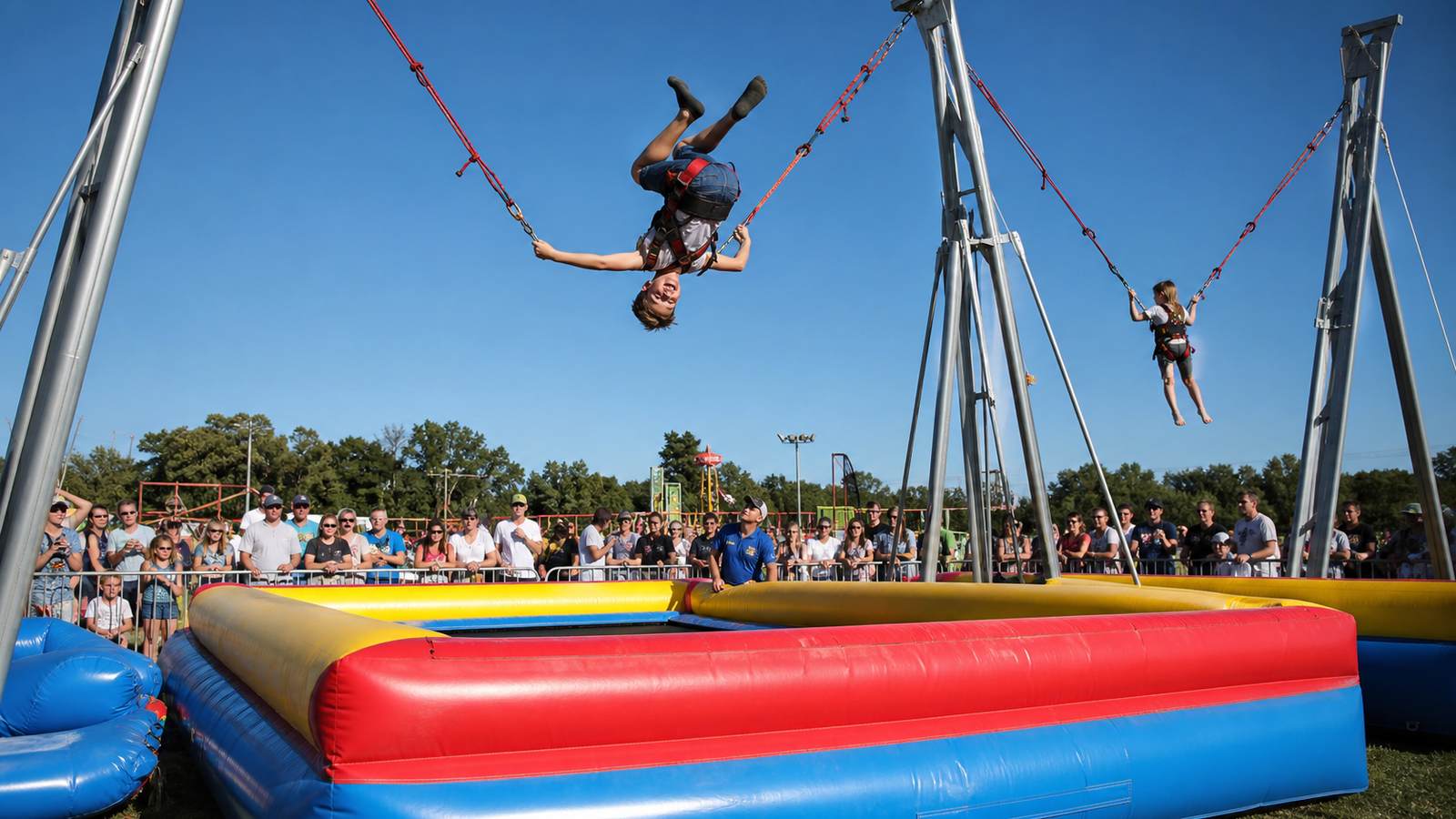 Inflatable Bungee Trampoline (Euro Bungee): High-Thrill Attraction for FECs, Carnivals & Malls