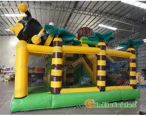 20ftL Inflatable Bee's land