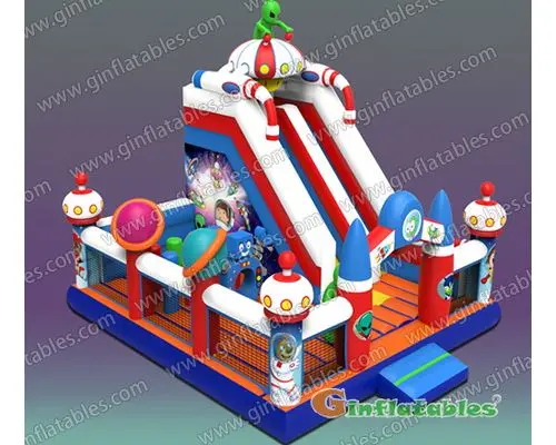 Space Tour funland