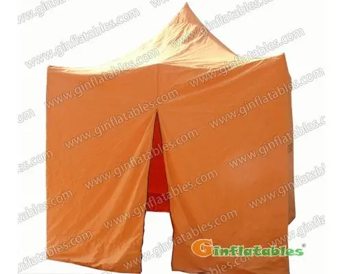 Folding tent