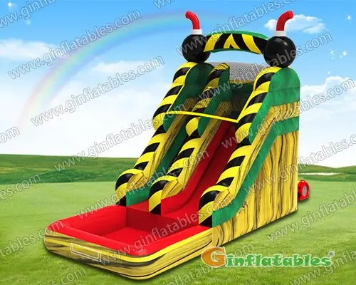 17' Inflatable bomb water slide